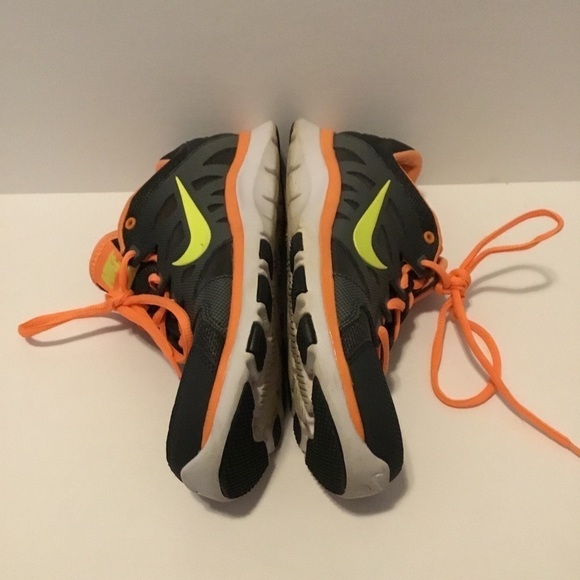 Nike Training Flex Supreme Fitsole Running Athletic Shoe Gray and Orange Size 7 - Picture 6 of 10